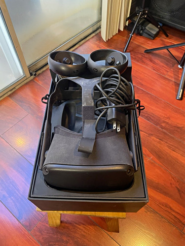 Oculus quest headset with - oculus, vr